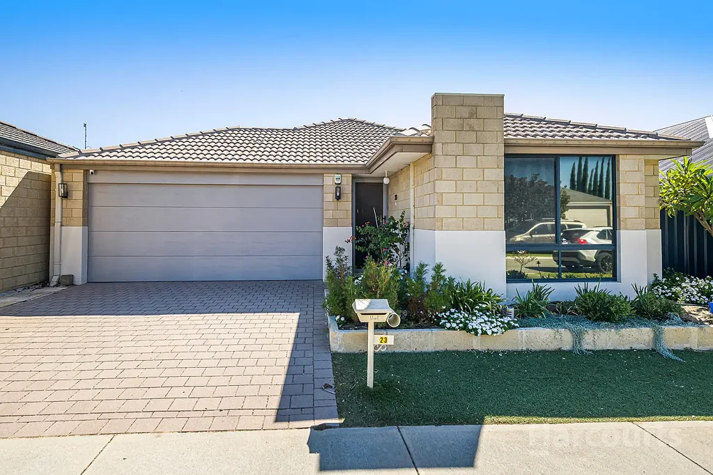 23 Cabernet Loop, Pearsall, WA 6065