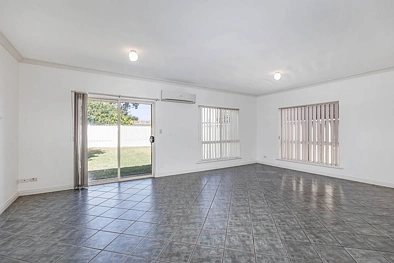लिविंग रूम - 1 Albert Street, Seaton, SA 5023