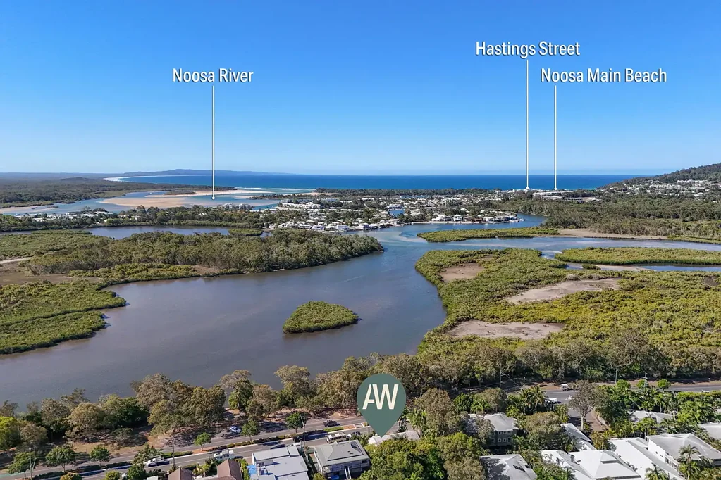 Noosaville 2Kwarto North Facing with Water Views, Opposite Private Beach