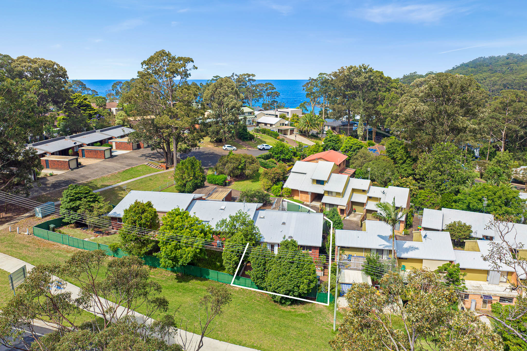 HIGHVIEW TERRACES UNIT 3 14 HIGH VIEW AV, SURF BEACH NSW 2536, 0部屋, 0バスルーム, Unit