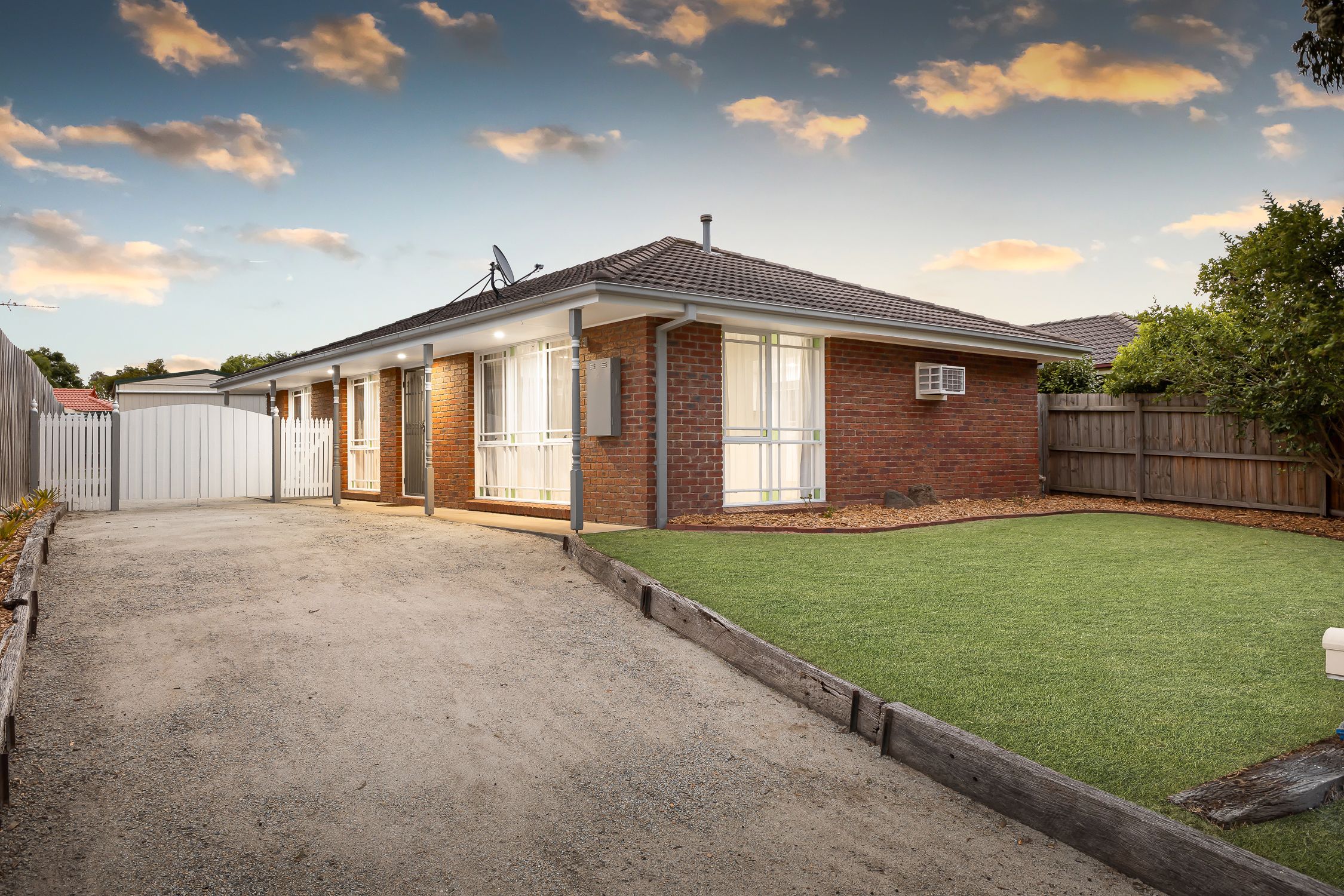 34 DUNCAN DR, PAKENHAM VIC 3810, 0 Bedrooms, 0 Bathrooms, House