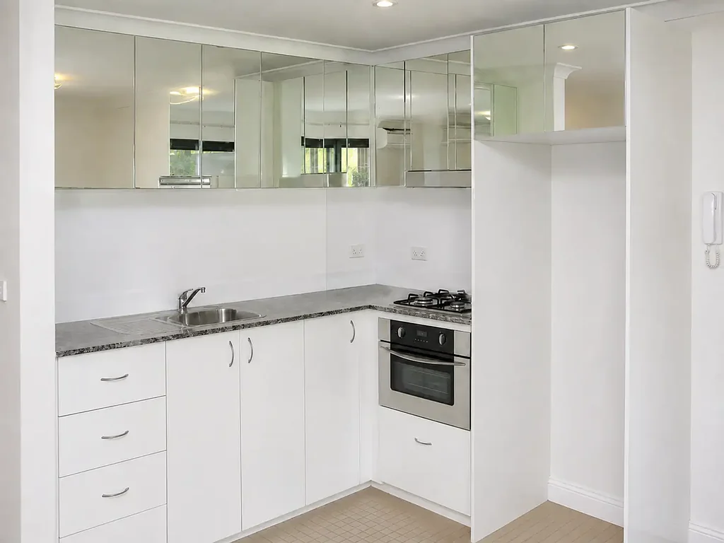 Versatile Inner-City Living with Parking