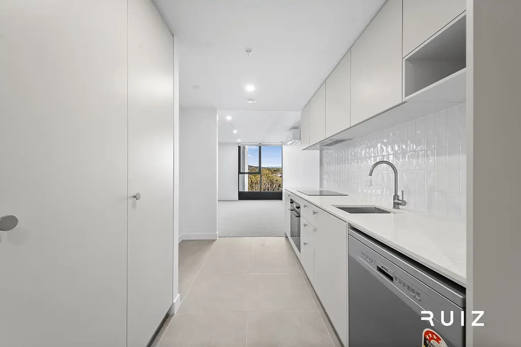 Modern One-Bedroom WOVA Apartment in Central Phillip