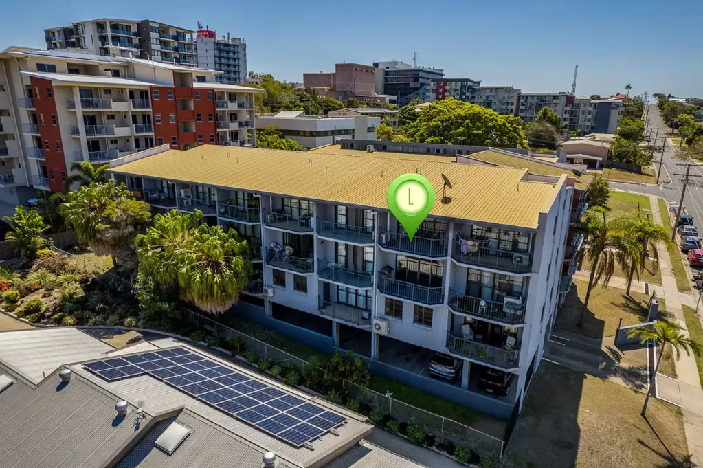 CENTRALLY LOCATED TWO LEVEL APARTMENT