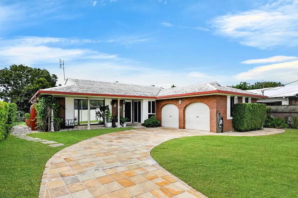 Carrara 3Phòng ngủ Ideal Family Home - Sellers Have Purchased Elsewhere, Must Be Sold!