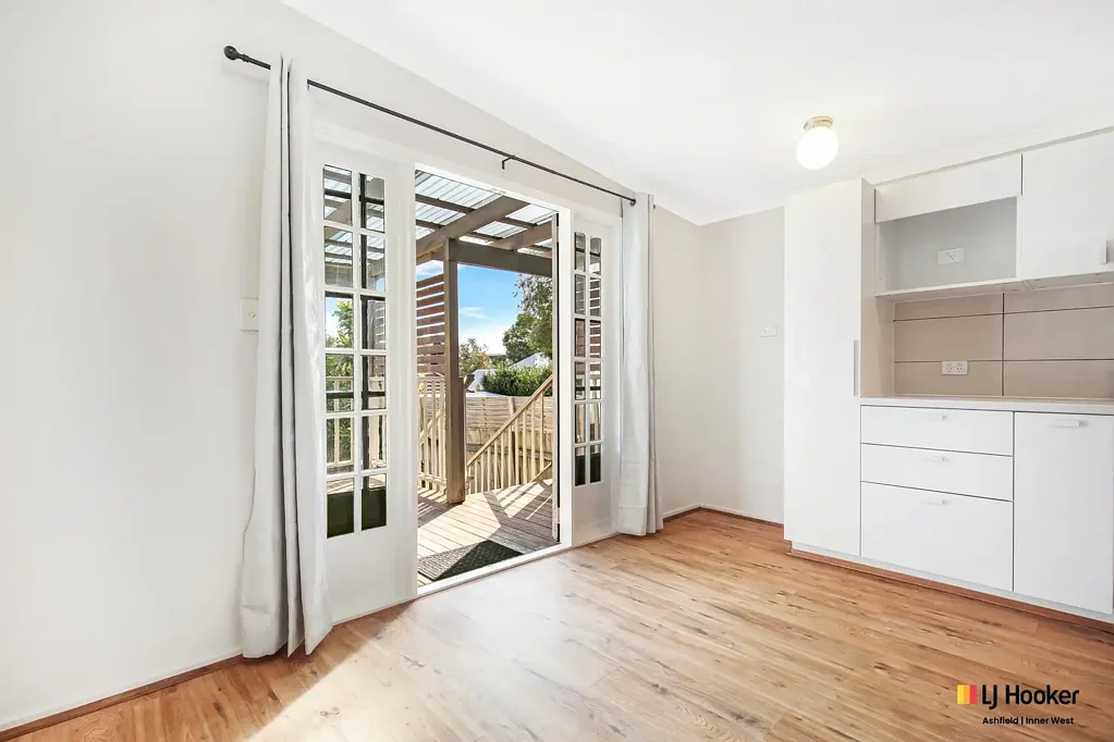 Stylish & Spacious 3 Bedroom Home in Prime Location