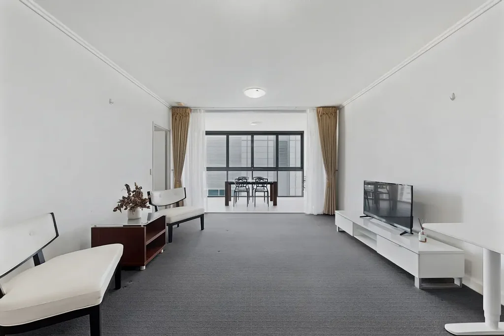 2 Bedroom, 2 Bathroom Furnished Apartment - Charlotte Towers