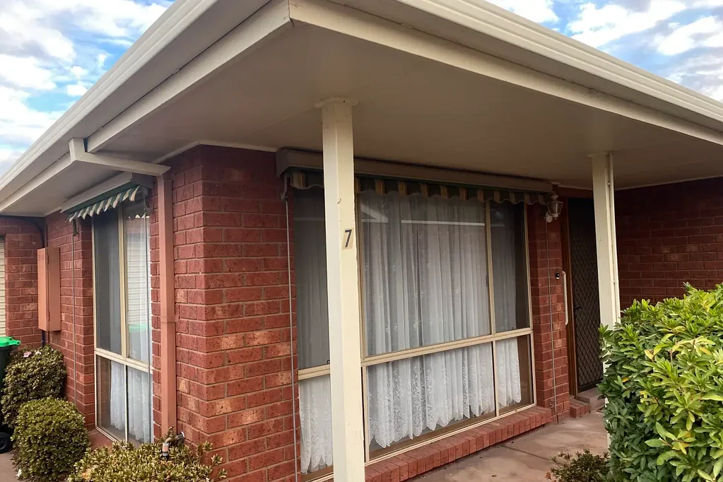 TWO BEDROOM UNIT