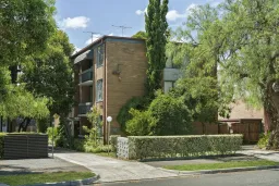 8/77-83 Denham Street, Hawthorn