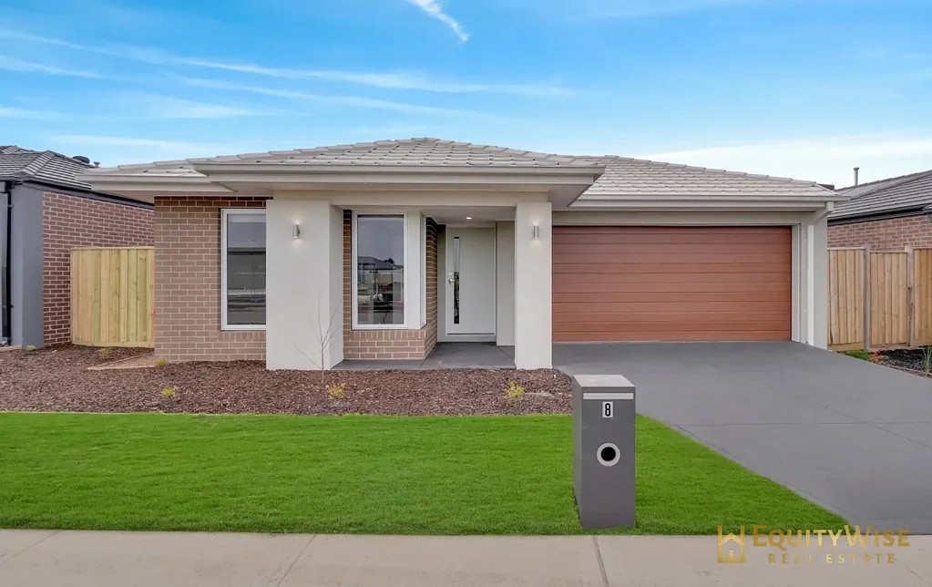 Modern, Brand New, Family Living in a Prime Wyndham Vale Pocket-For Lease