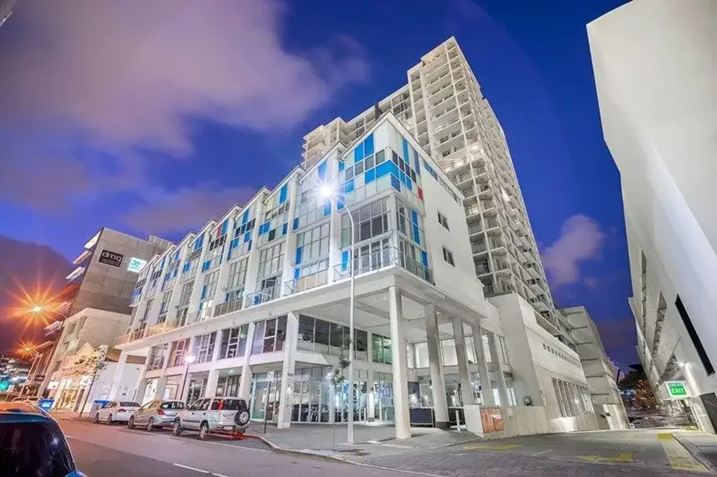 Perth 2 Bedroom CENTRAL AND CONVENIENT