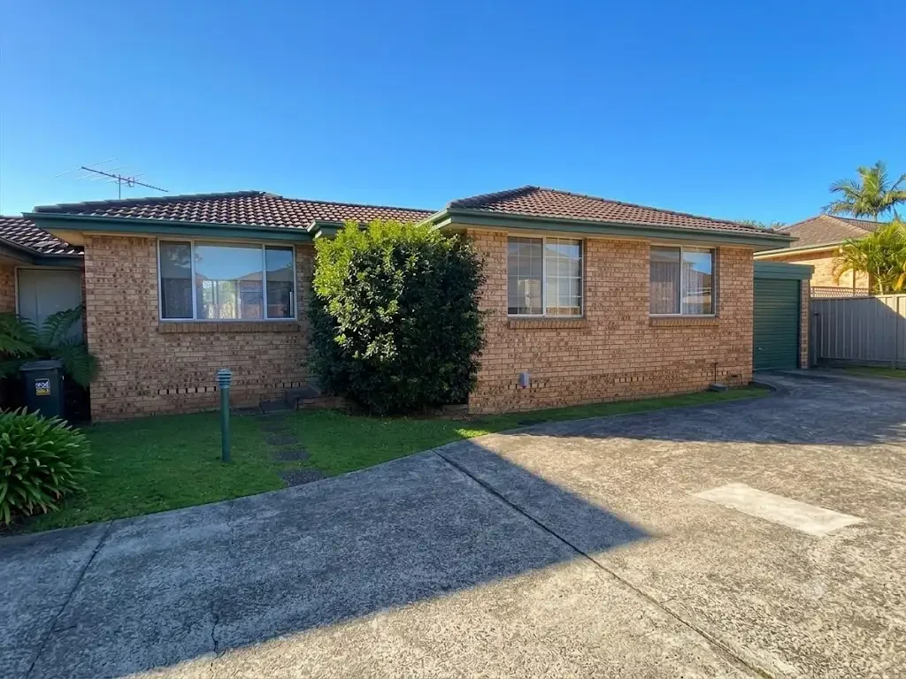 Modern 2-Bedroom Villa in Quiet Macquarie Fields Pocket