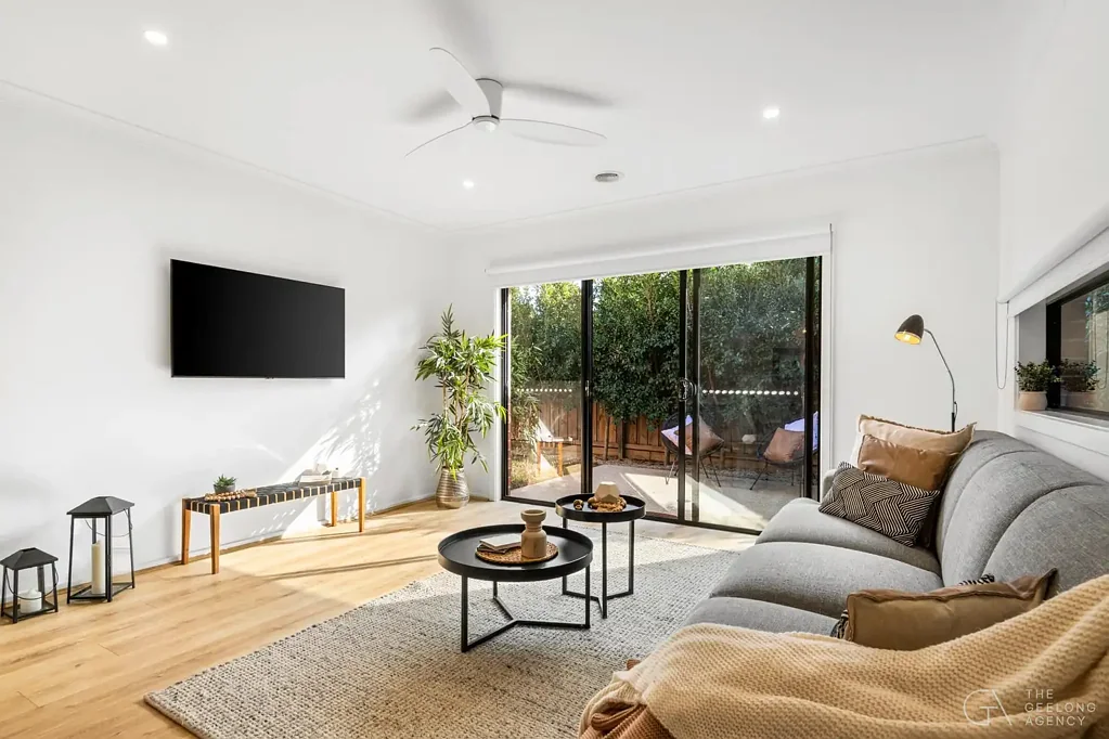 24 Harper Boulevard, Mount Duneed, VIC 3217