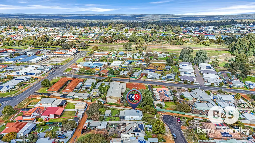 2 Hawthorne Avenue, Collie, WA 6225
