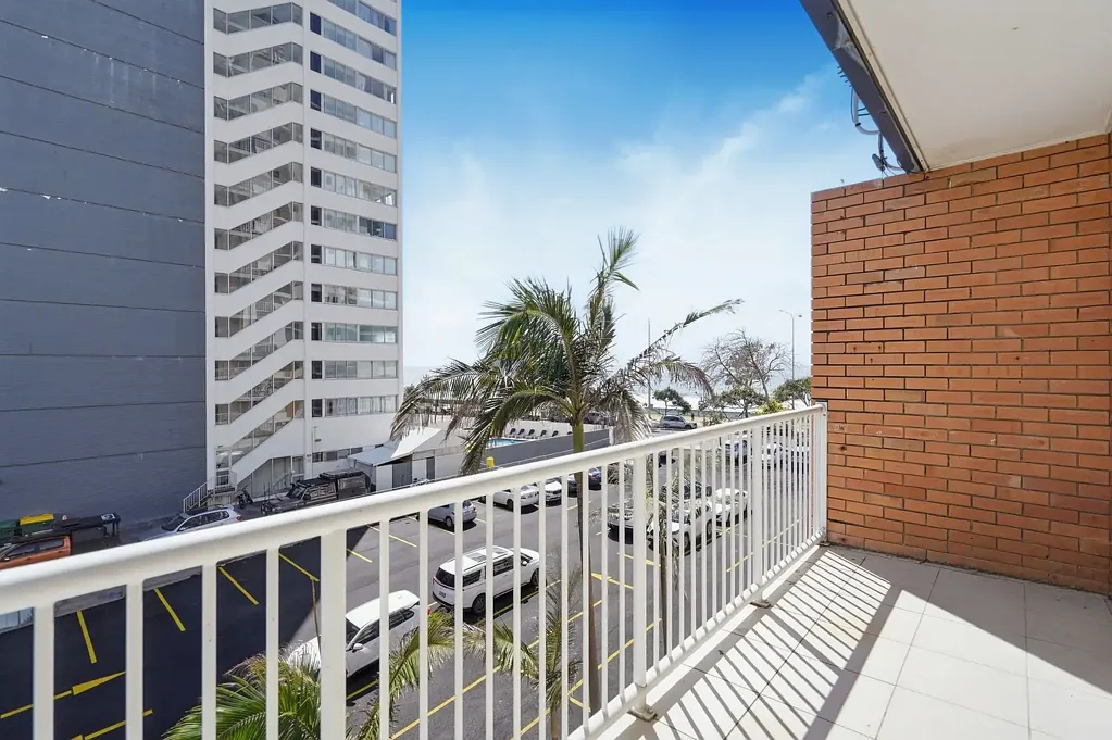 Surfers Paradise 2ਬੈੱਡਰੂਮ Beachside Living Just Steps from the Sand