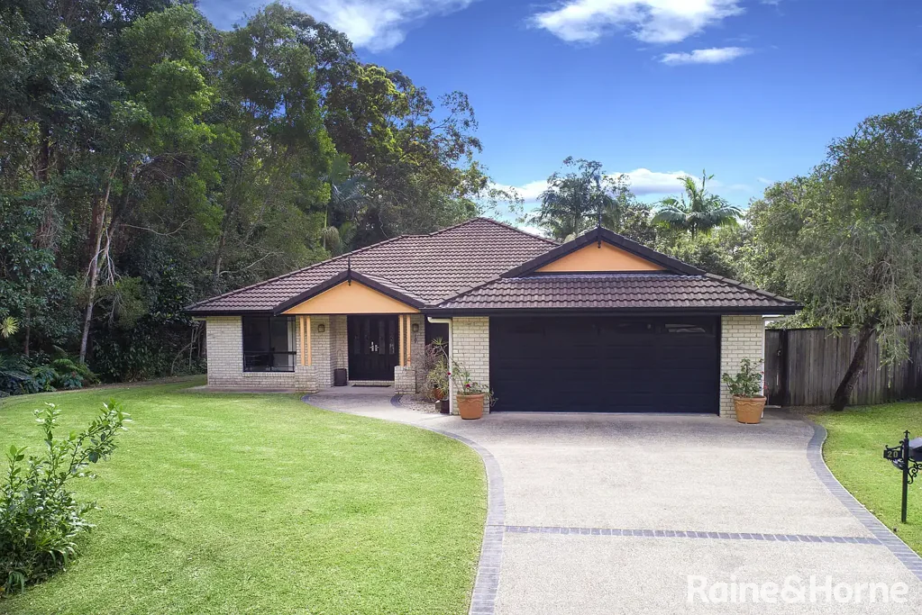 Mooloolah Valley 4 Bedroom Family Home with everything