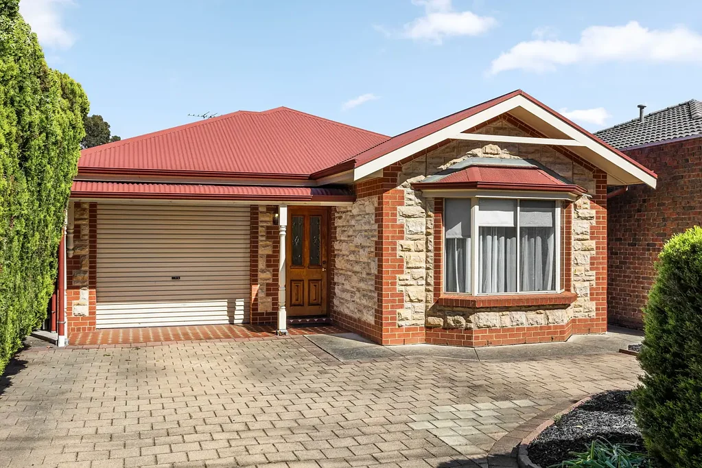 Paradise 3Kwarto Contemporary Charm, Room to Breathe & Backyard Bliss