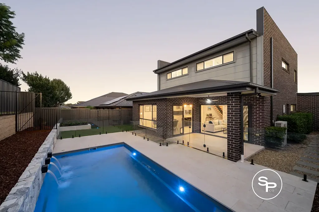 17 Rawlings Street, Oran Park, NSW 2570