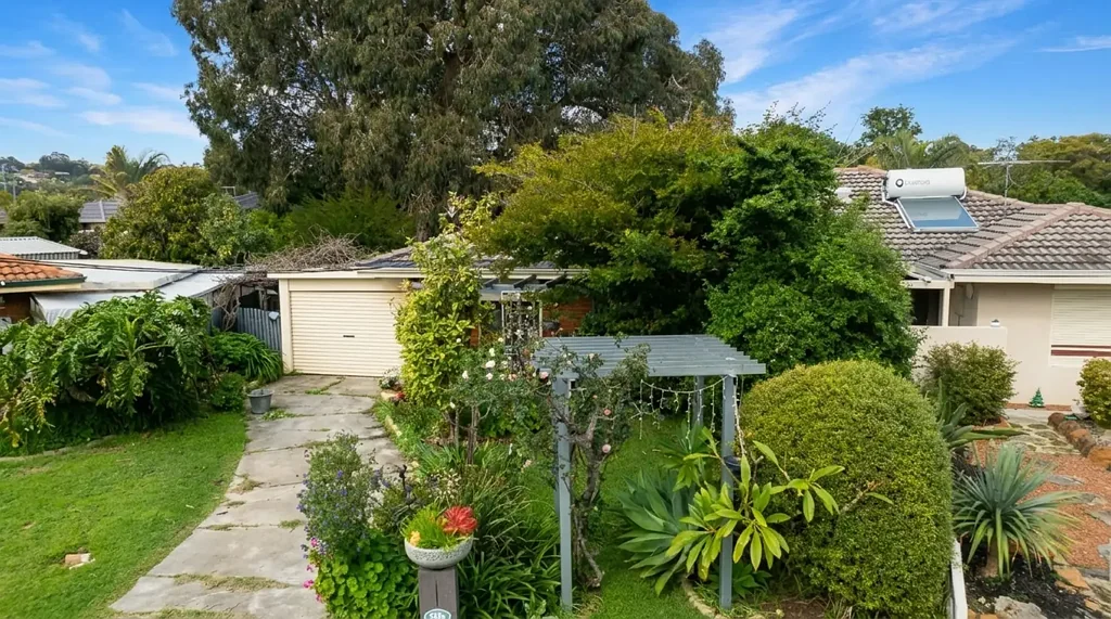 Armadale 3房  A QUIET LOCATION WITH PLENTY TO OFFER!