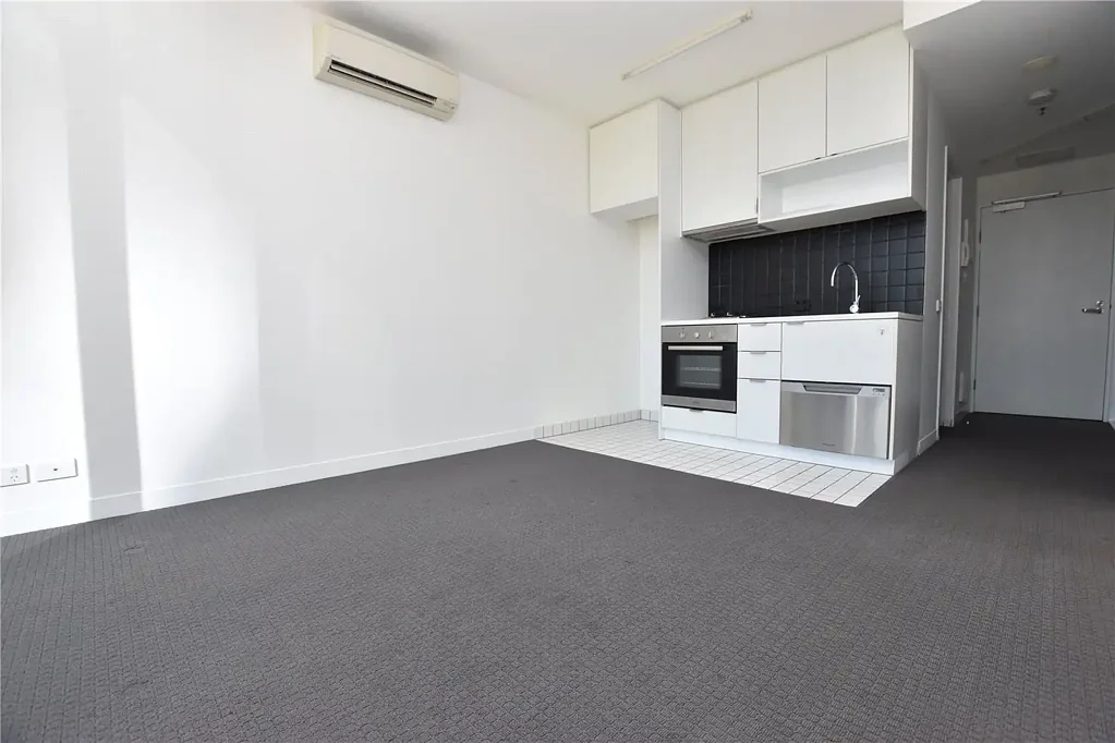 Inspection for Registered Clients Only : Perfect Location!