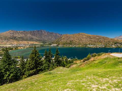 Queenstown  Titles Issued - Build your Future!