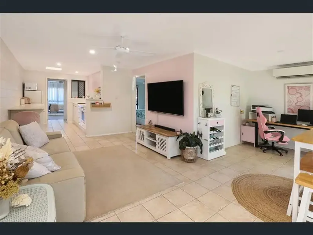 Minyama 2房  MUST BE SOLD!!  Call Kerry Now - 0412 809 949
