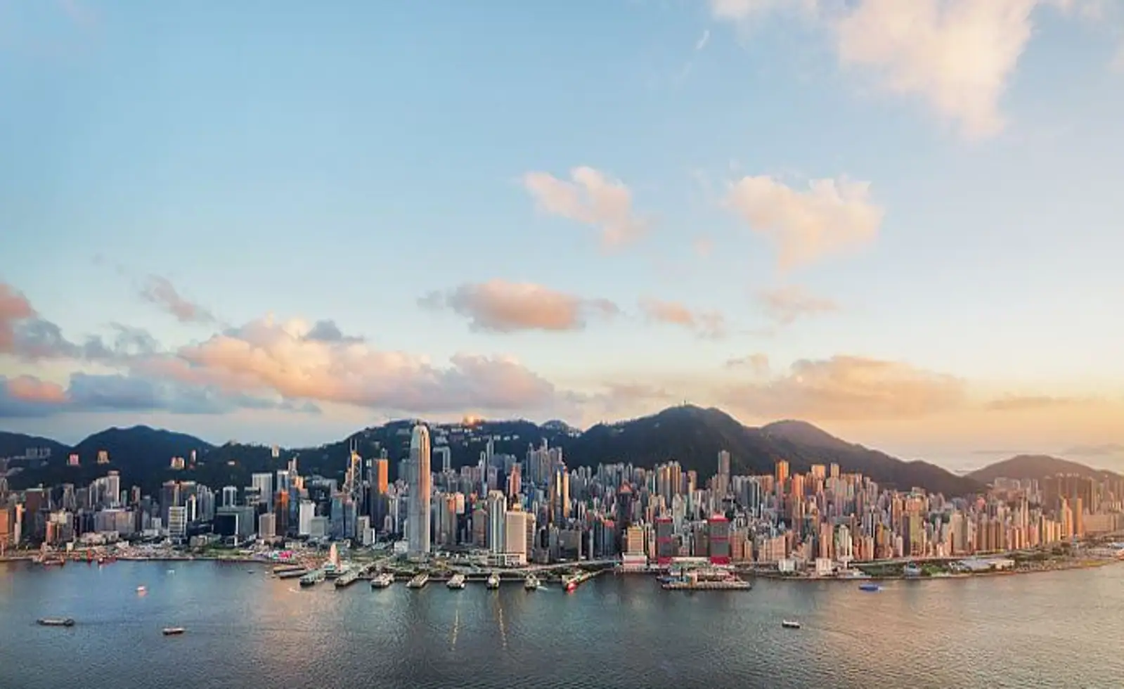 香港新增25例确诊病例，其中15名患者曾赴境外旅游