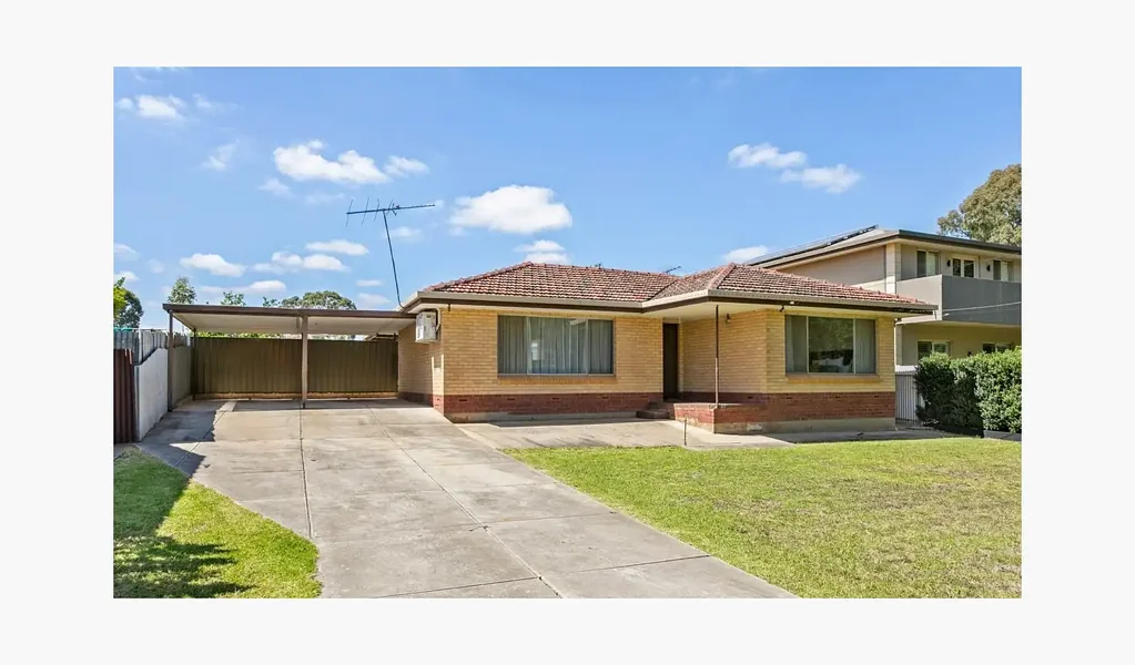 Spacious 3-Bedroom Home with Generous Outdoor Space