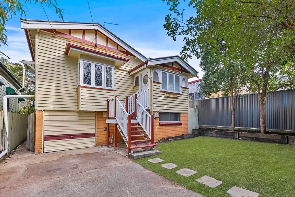 Annerley 2 Bedroom Your Perfect Entry Level Annerley Character Home