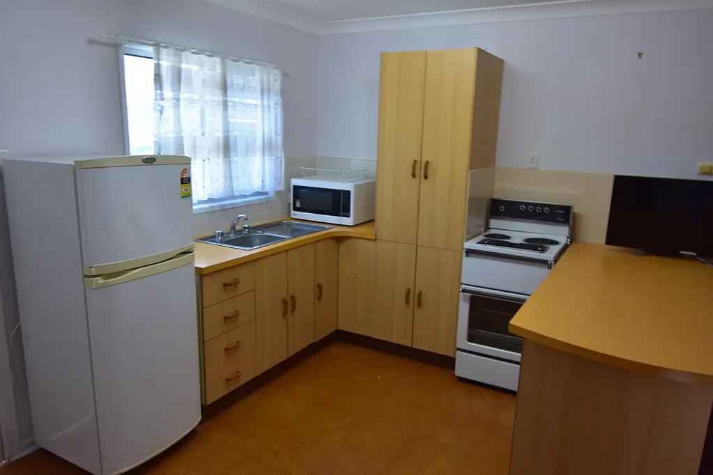 Practical One Bedroom Unit!