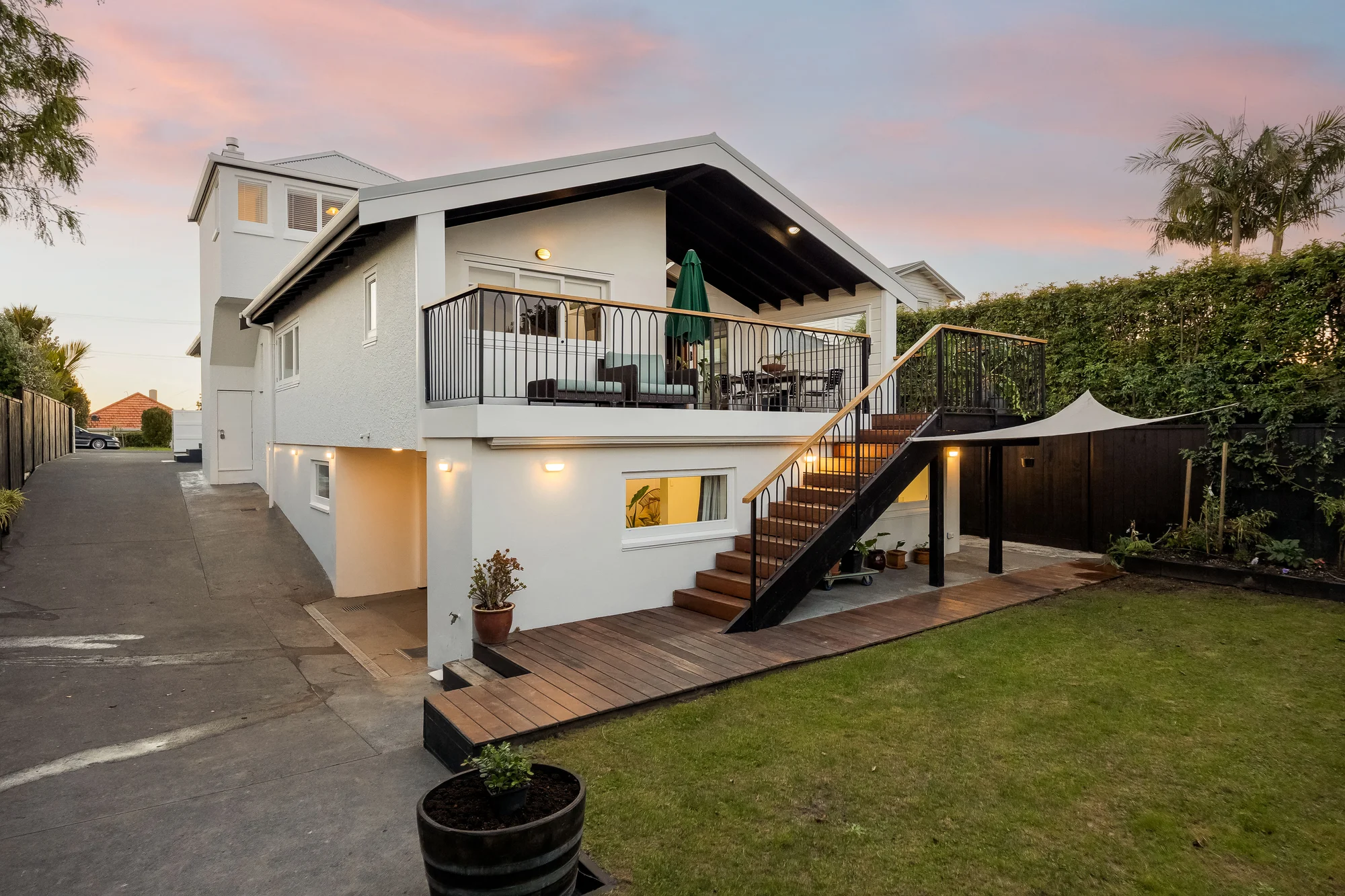 Westmere 3房 隐逸私境,尊崇地段!核心地段住宅,永恒魅力+当代奢华,尽享海港与城市景观! Private, Prestigious & Perfectly Positioned