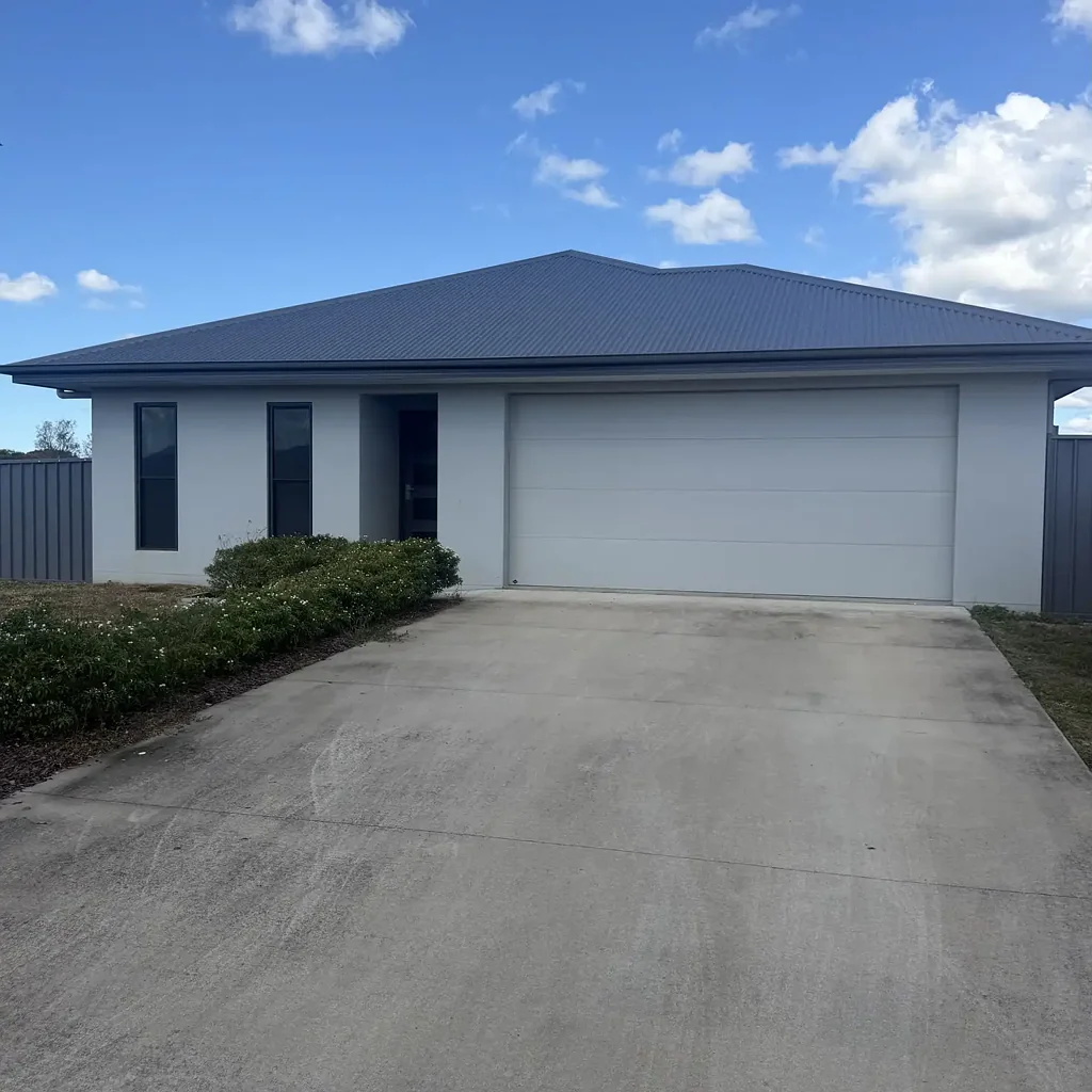 Modern Family Home with Side Access