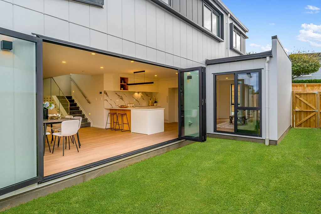 Glendowie 4房  Exceptional Value, Brand New Home in Glendowie!