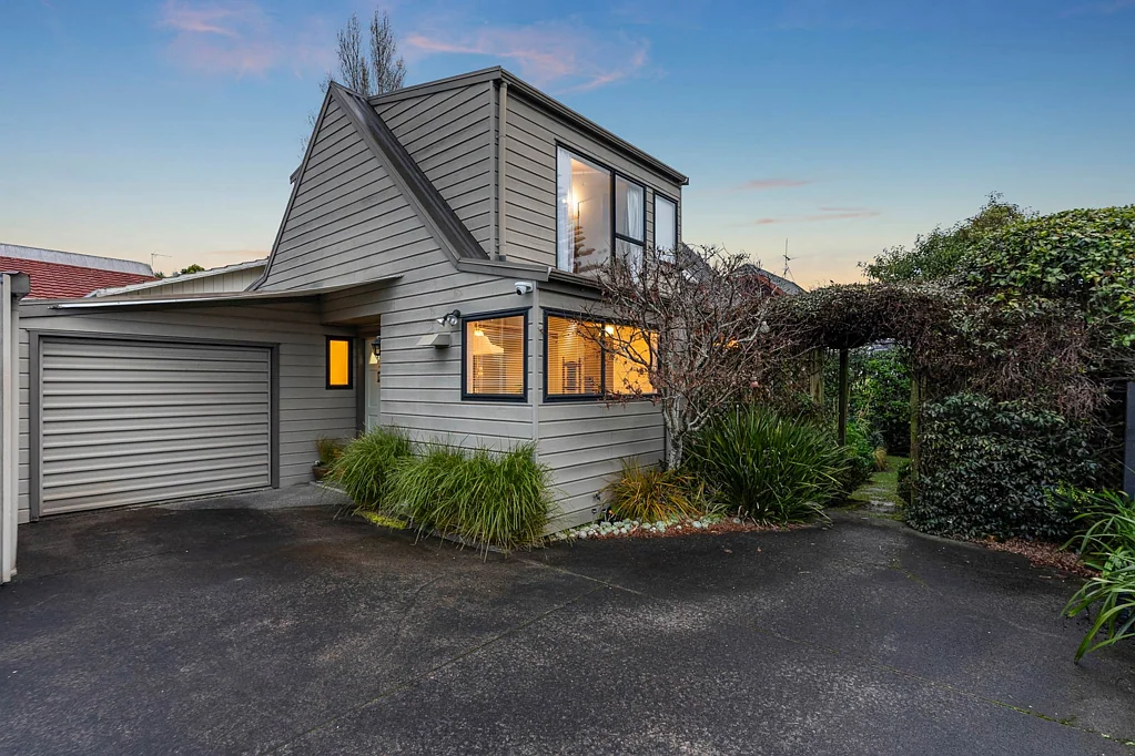 Blockhouse Bay 3房  Good homes don't wait around