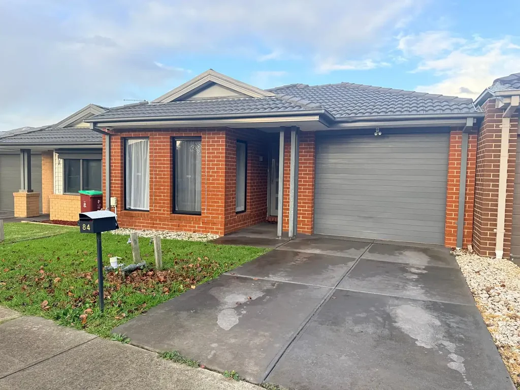 GREAT THREE BEDROOM FAMILY HOME IN SOUGHT AFTER ESTATE!!!