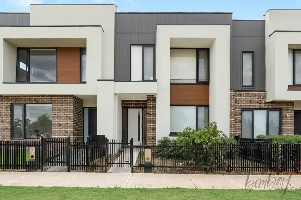 10 Lamington Walk, Wollert, VIC 3750