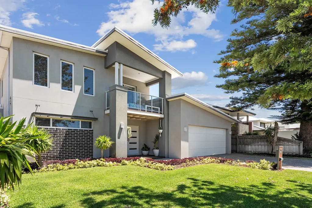 19 Fletcher Street, Rockingham, WA 6168