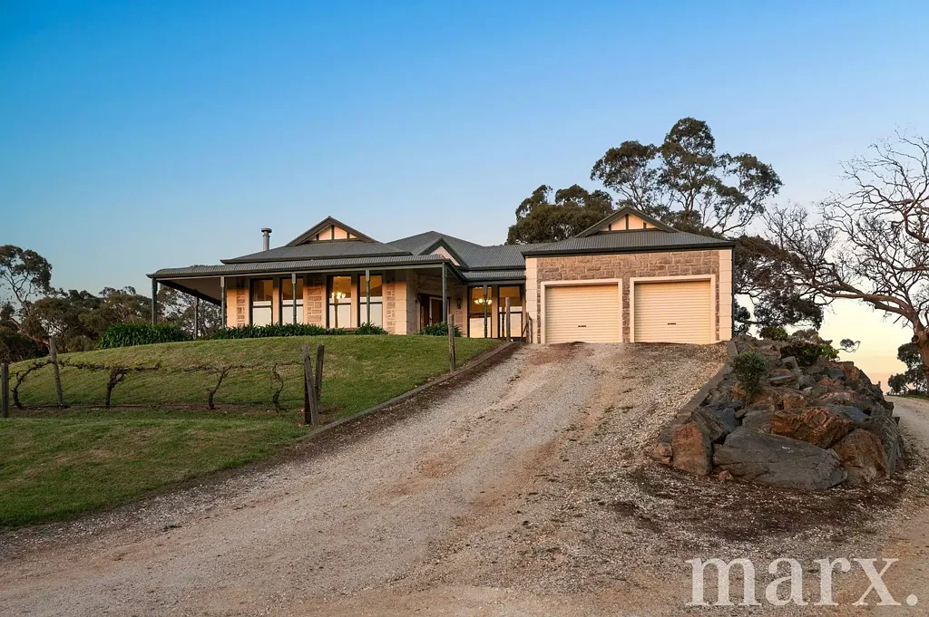 Angaston 5બેડરૂમ A Rare Rural Lifestyle in the Heart of Angaston..