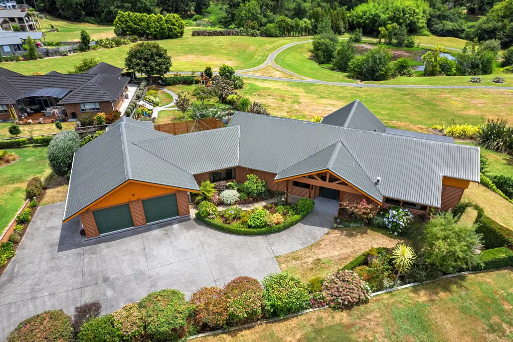 Morrinsville 3 Bedroom Your Redwood Retreat