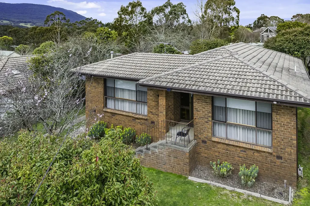 Woodend 3 Slaapkamer Space, Shedding & Plenty of Potential