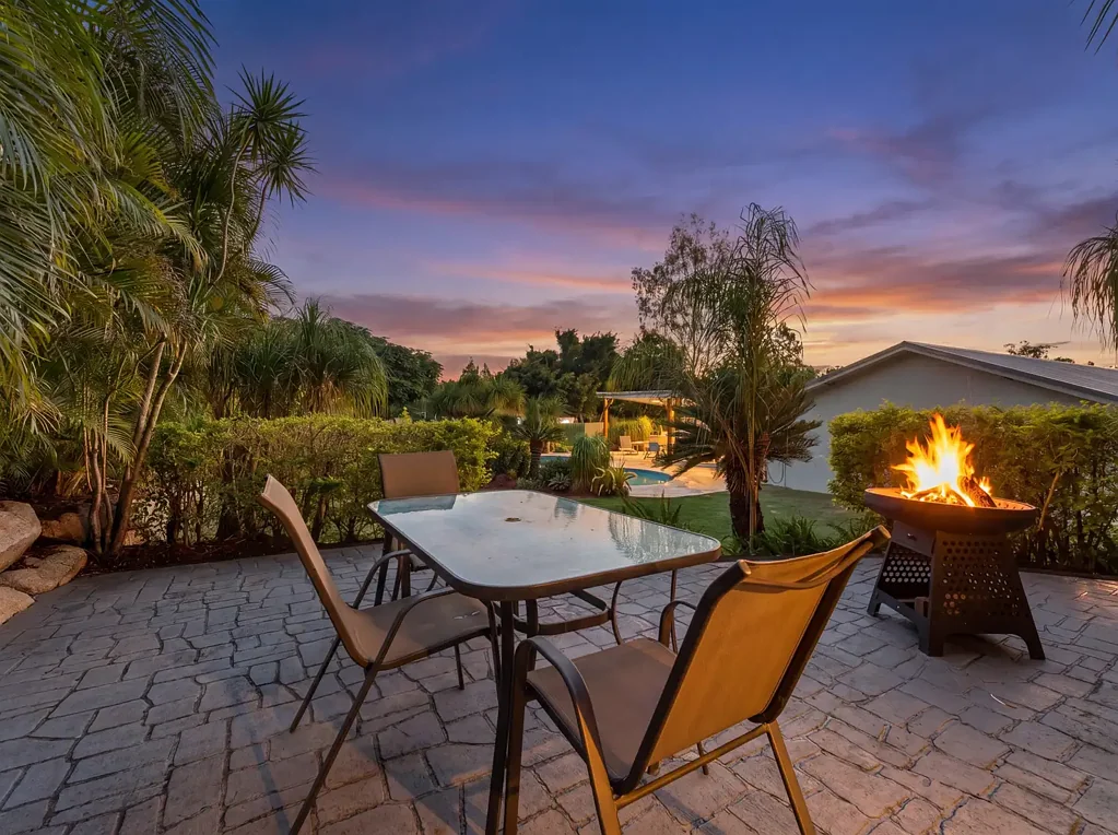 Cornubia 4 Slaapkamer Elevated Dual Living Retreat with Resort-Style Entertaining on 1,588m²