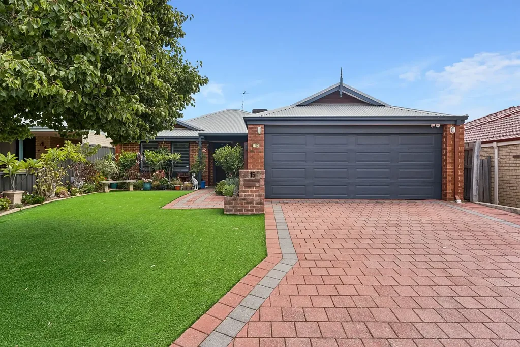 Ellenbrook 3房  A home as beautiful inside as it is outside