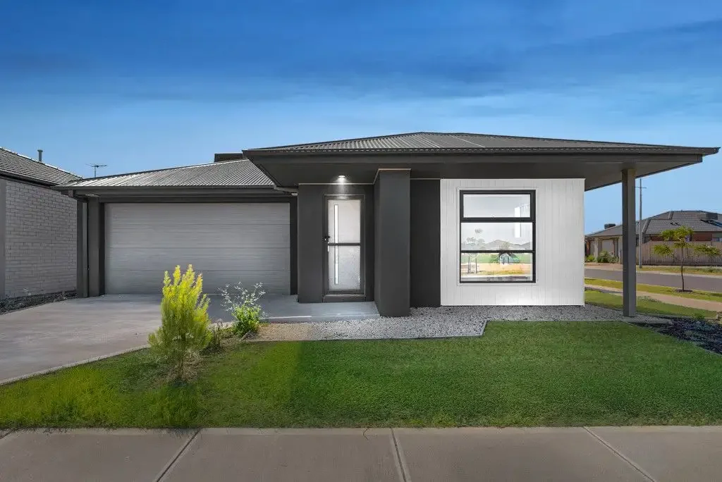 MODERN & COMFORT