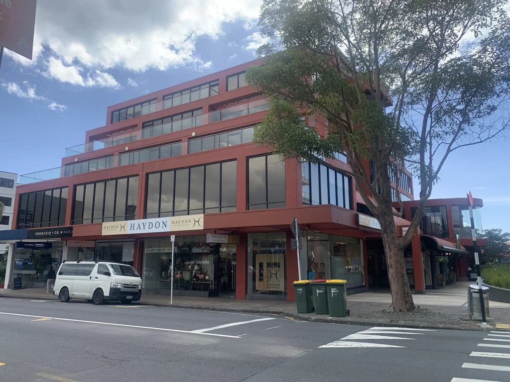 Takapuna 1,023 sqm Takapuna Office plus deck