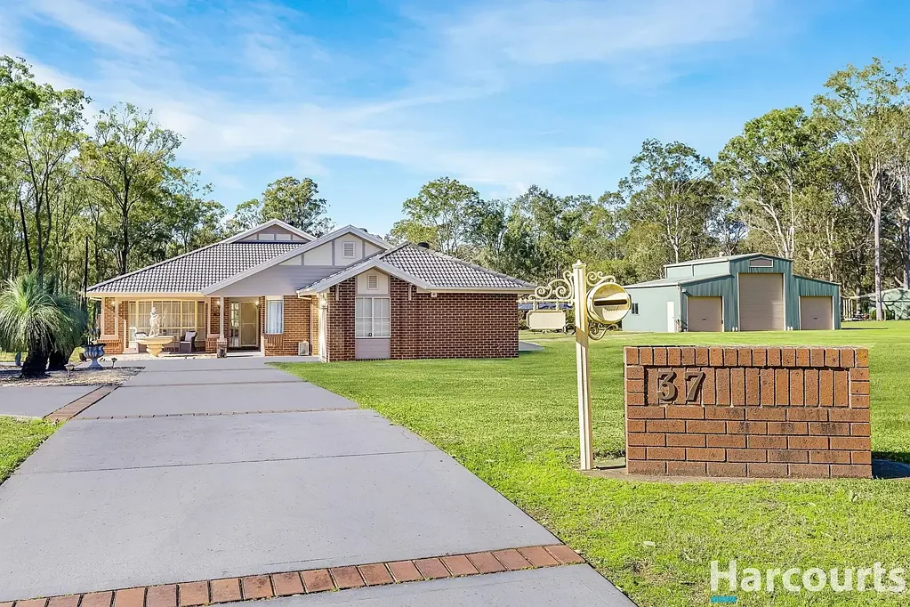 Wallalong 4房  Neat and tidy Lifestyle Block with Endless Opportunity