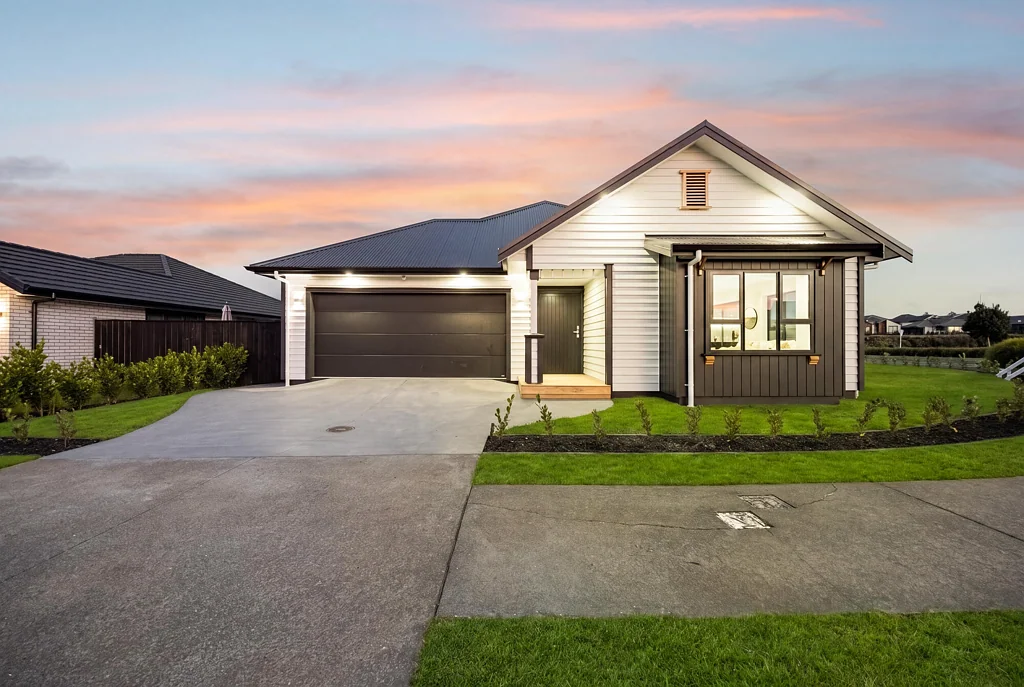 Karaka 3 Bedroom Bespoke style, brand new comfort