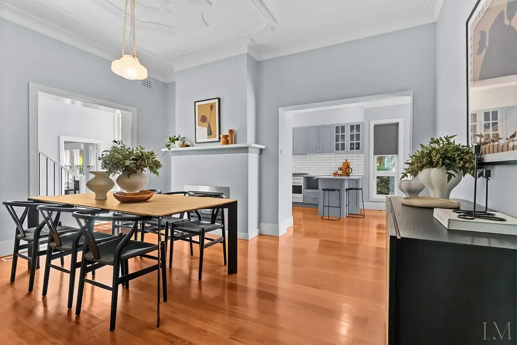 Hamilton East 4બેડરૂમ Rich in Detail, Modern in Style, Celebrated Location