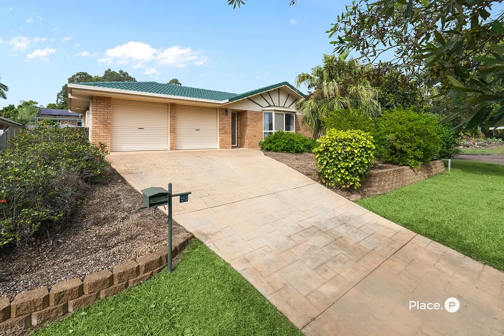 68 Bannockburn Crescent, Parkinson, QLD 4115