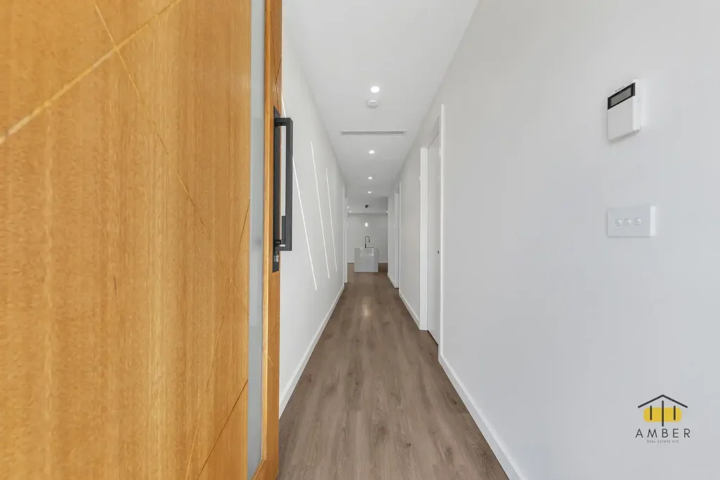 Mickleham 4બેડરૂમ Explore the Unique Lifestyle in the Merrifield Estate