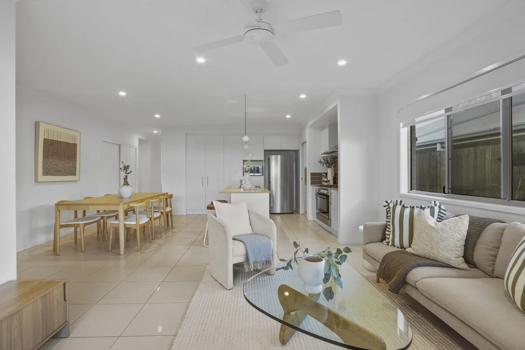 Albany Creek 4 Slaapkamer Low-Set Living Meets Effortless Style